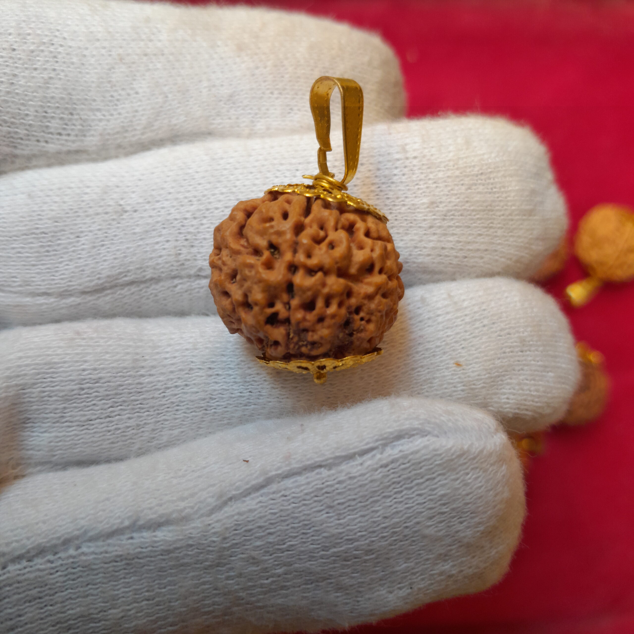 5 mukhi pendent 5 mukhi pendent