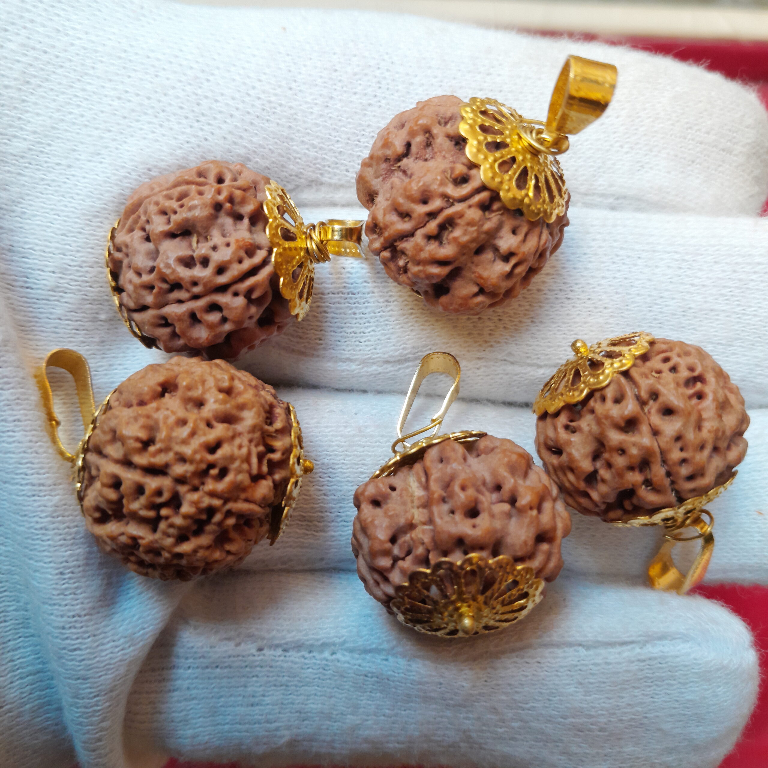 5 mukhi pendent 5 mukhi pendent